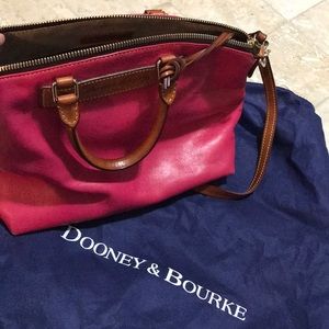 Pink Dooney and Bourke satchel/shoulder handbag